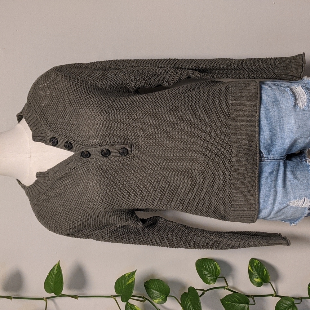 AE Women's Sweater
